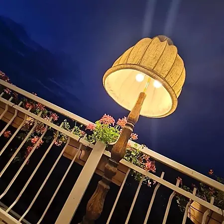 여관 Mirabeau *