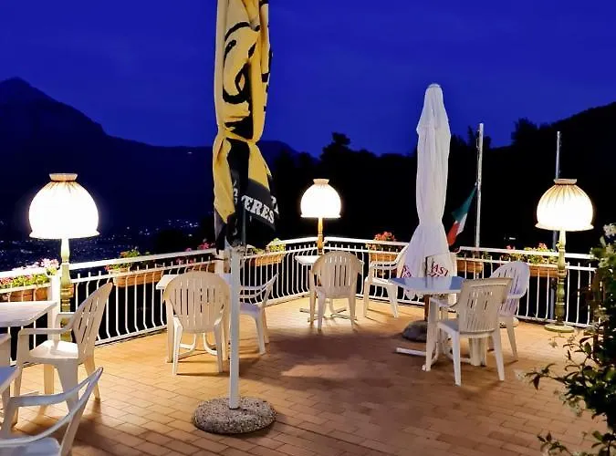 Mirabeau Мини-отель *